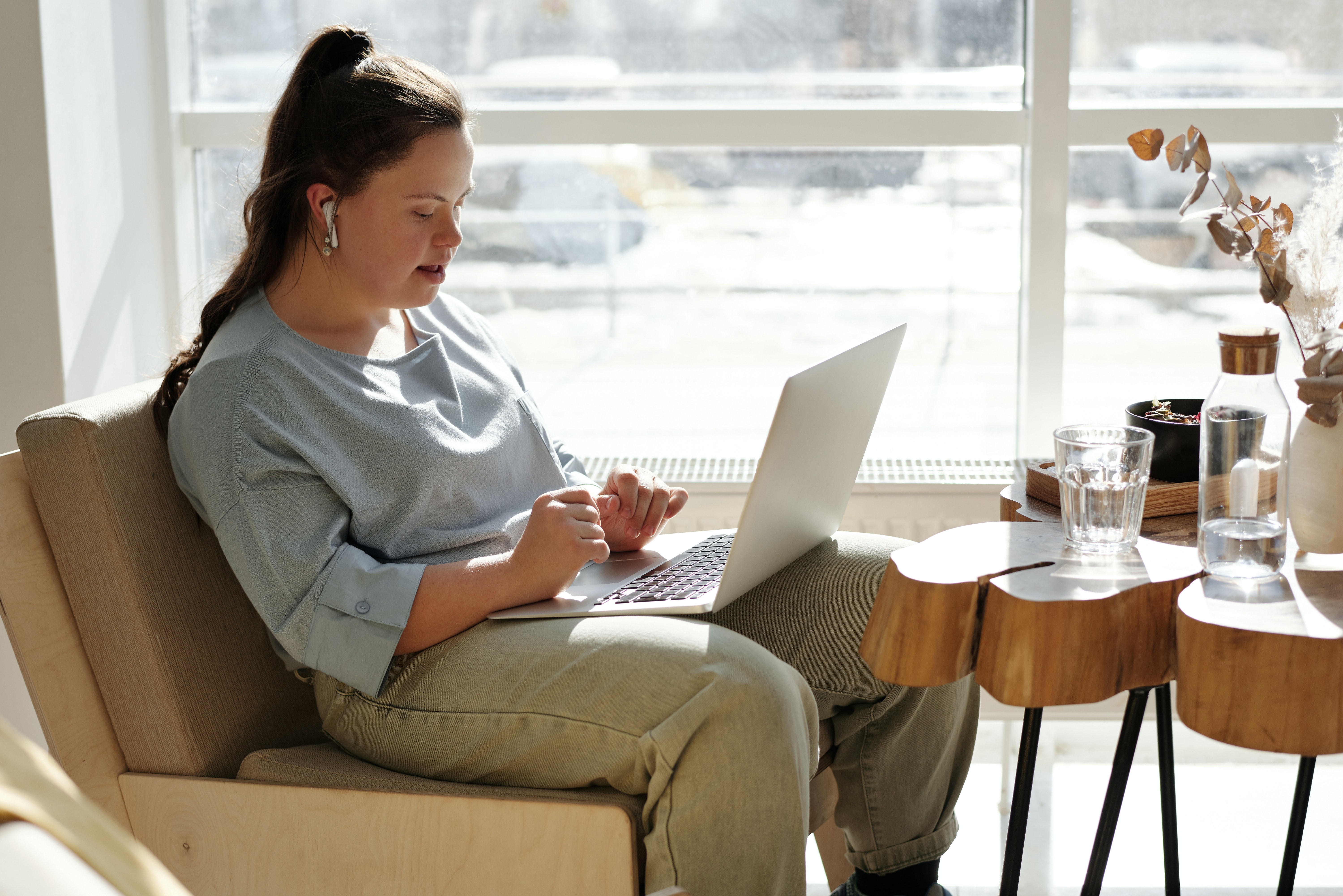 Finestre aperte su disabilità e lavoro: una proposta per ascoltare e studiare le narrazioni dei protagonisti