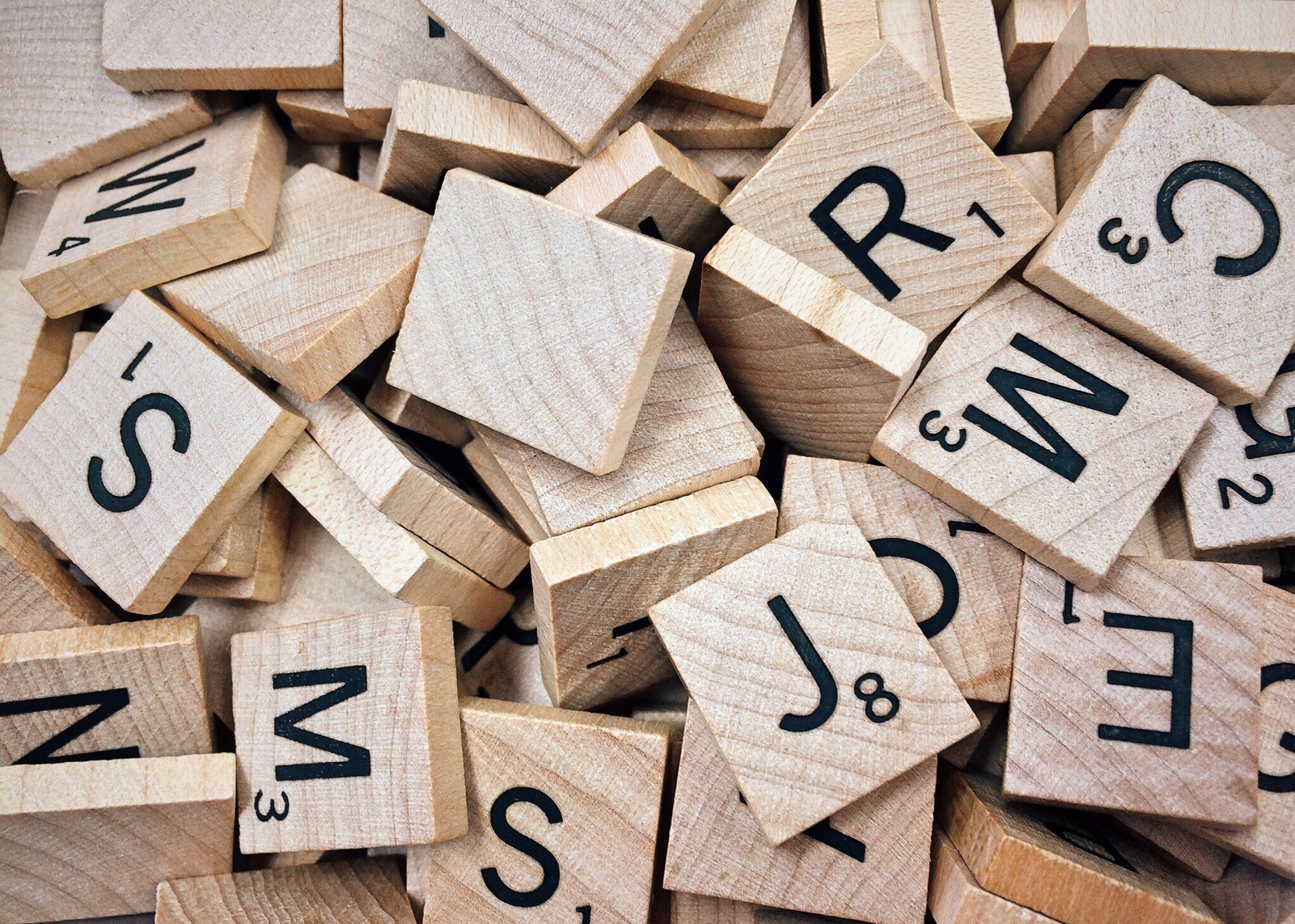 Linguaggio di genere: innovare per ragioni linguistiche e sociali